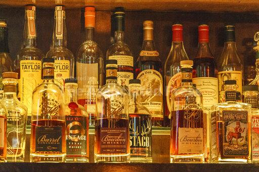 As bourbon booms, thirst for rare brands breeds skulldu... - Vimarsana News