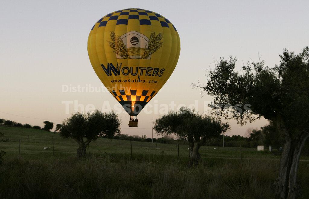 Portugal Hot Air Balloons | Buy Photos | AP Images | DetailView