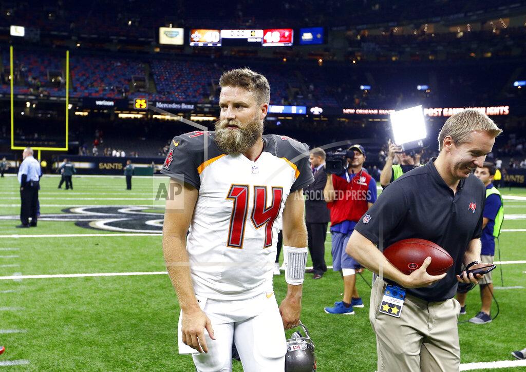Buccaneers Saints Football