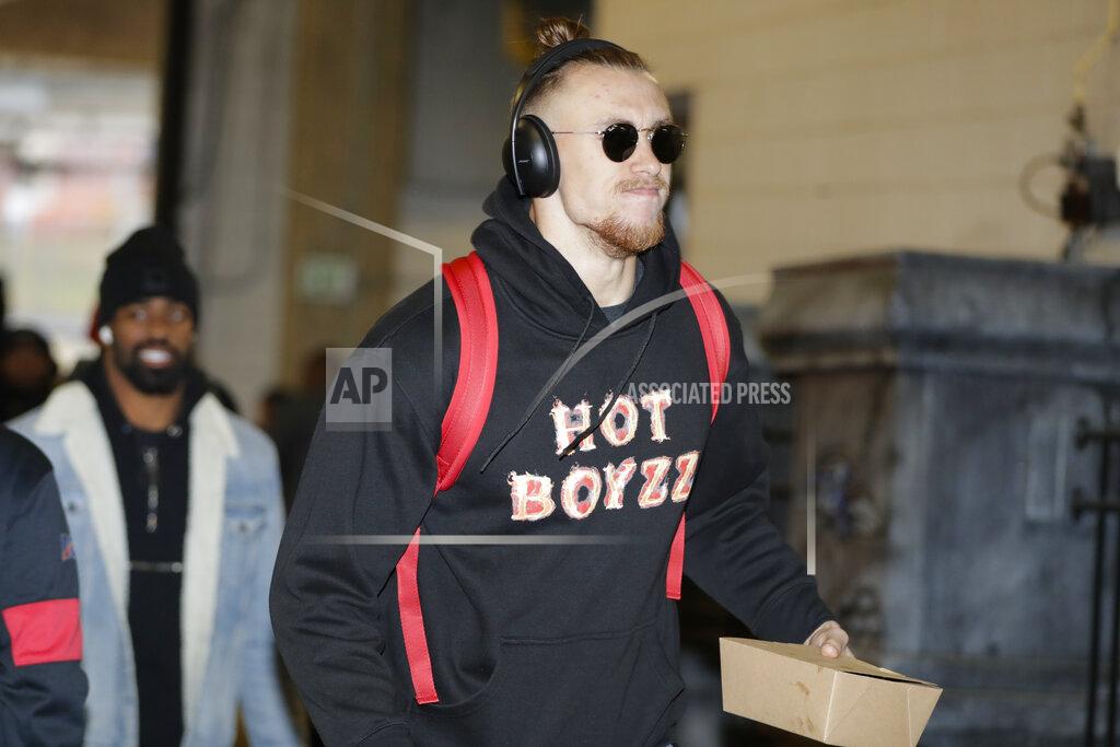 Julio Cortez San Francisco 49ers tight end George Kittle arriving with his teammates for an NFL football game against the Baltimore Ravens, Sunday, Dec. 1, 2019, in Baltimore, Md. (AP Photo/Julio Cortez)