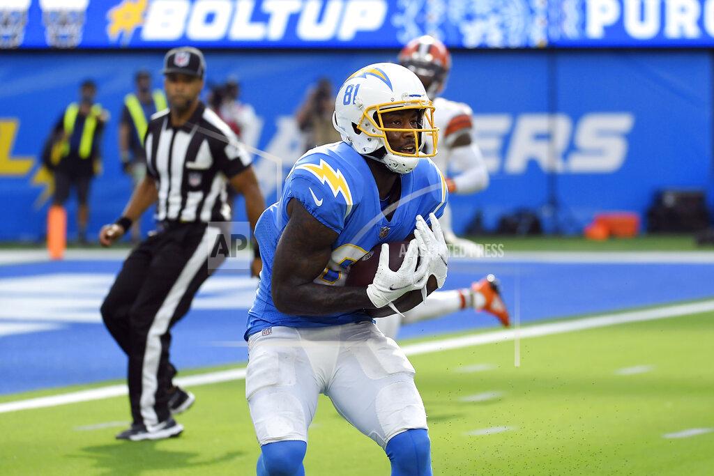 Kevork Djansezian Los Angeles Chargers wide receiver Mike Williams makes a touchdown catch during the second half of an NFL football game against the Cleveland Browns Sunday, Oct. 10, 2021, in Inglewood, Calif. (AP Photo/Kevork Djansezian)