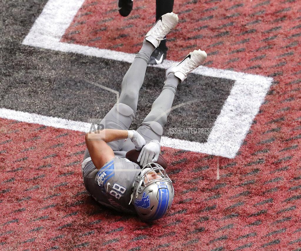 Curtis Compton Detroit Lions tight end T.J. Hockenson makes the game-winning touchdown catch to beat the Falcons 23-22 with the extra point as time expires in an NFL football game on Sunday, Oct 25, 2020, in Atlanta. (Curtis Compton/Atlanta Journal-Constitution via AP)