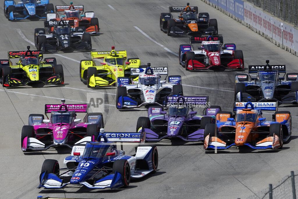 Paul Sancya Cars compete during the second race of the IndyCar Detroit Grand Prix auto racing doubleheader on Belle Isle in Detroit, Sunday, June 13, 2021. (AP Photo/Paul Sancya)