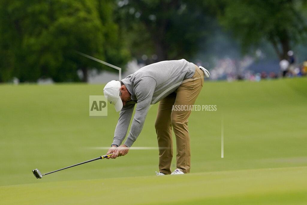 Matt York Rory McIlroy, of Northern Ireland, reacts after missing a putt on the sixth hole during the final round of the PGA Championship golf tournament at Southern Hills Country Club, Sunday, May 22, 2022, in Tulsa, Okla. (AP Photo/Matt York)