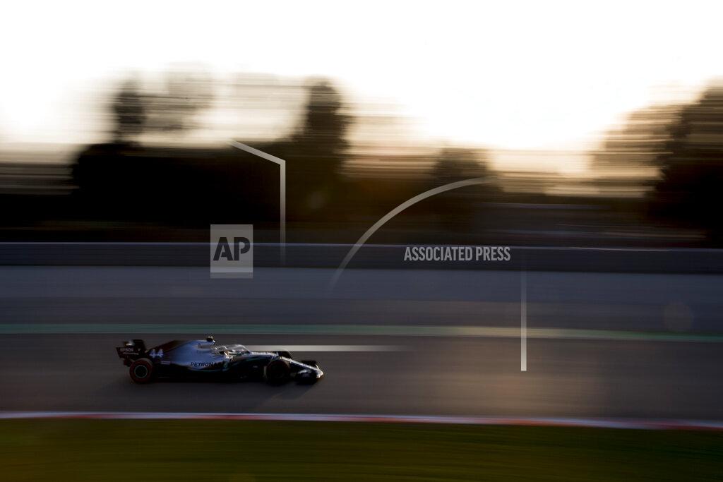 Joan Monfort Mercedes driver Lewis Hamilton of Britain steers his car during a Formula One pre-season testing session at the Barcelona Catalunya racetrack in Montmelo, outside Barcelona, Spain, Friday, March 1, 2019. (AP Photo/Joan Monfort)