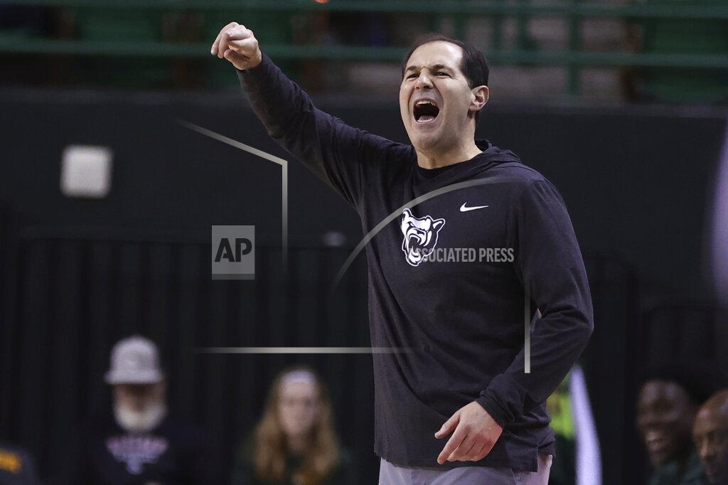 Rod Aydelotte Baylor coach Scott Drew calls in a play against Northwestern State during the first half of an NCAA college basketball game Tuesday, Dec. 28, 2021, in Waco, Texas. (AP Photo/Rod Aydelotte)