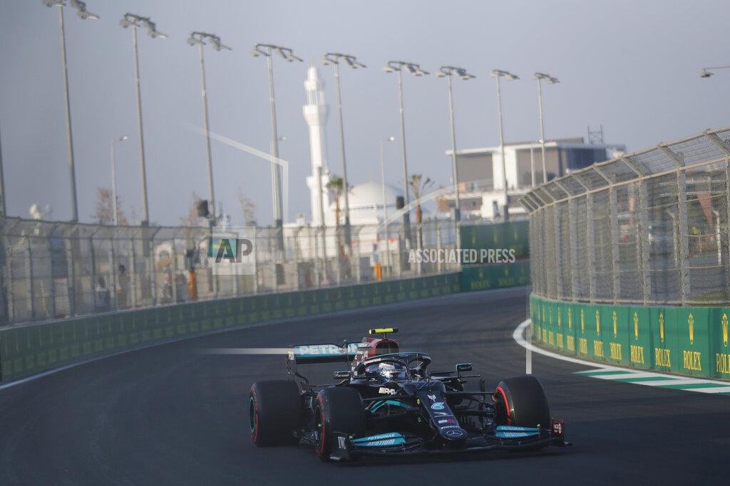 Amr Nabil Mercedes driver Valtteri Bottas of Finland In action during practice session for the Saudi Arabian Grand Prix in Jiddah, Friday, Dec. 3, 2021. (AP Photo/Amr Nabil)