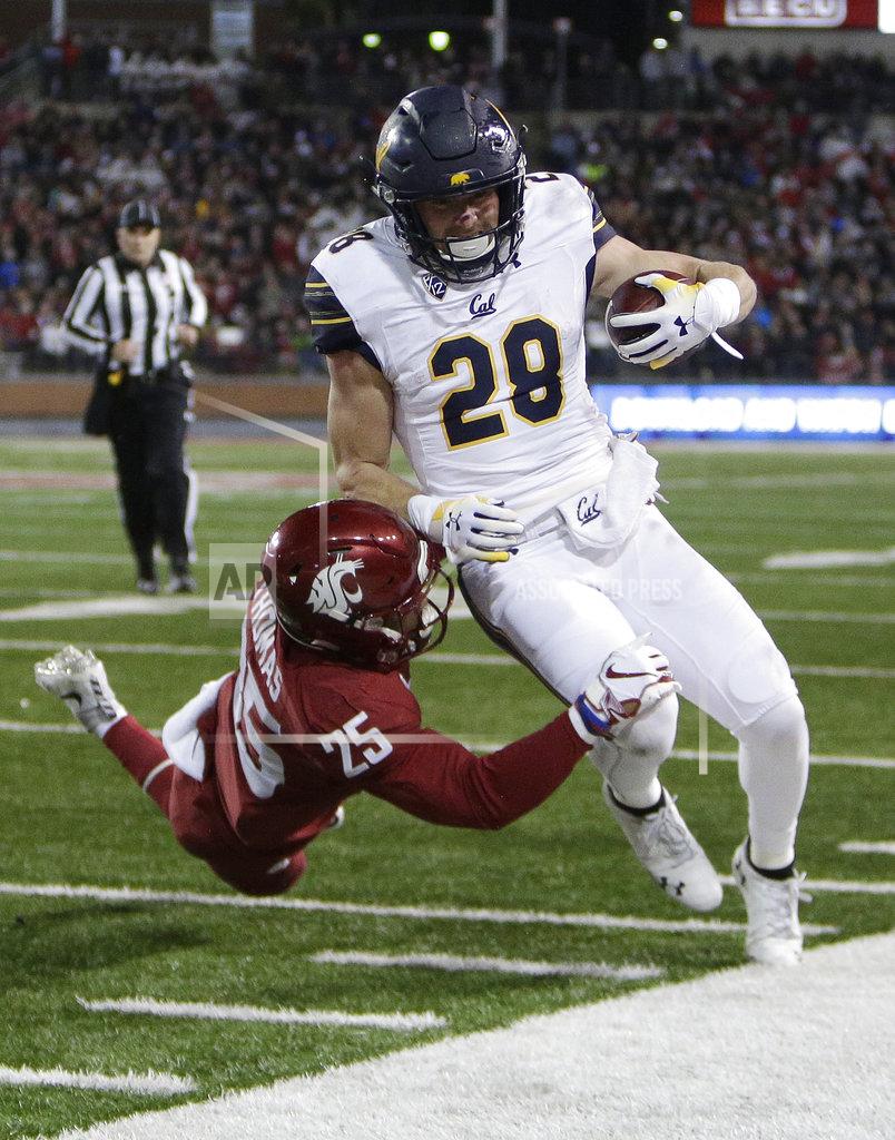 Young Kwak Washington State safety Skyler Thomas (25) pushes California running back Patrick Laird (28) out of bounds during the first half of an NCAA college football game in Pullman, Wash., Saturday, Nov. 3, 2018. (AP Photo/Young Kwak)