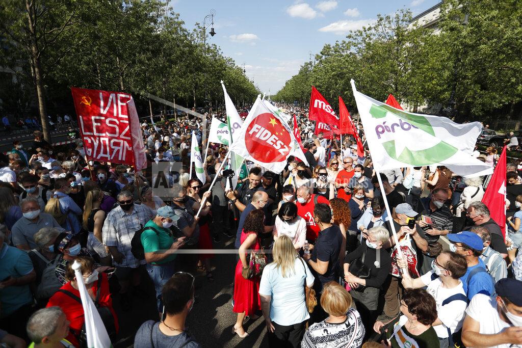 Laszlo Balogh Protesters gather in Budapest, Hungary, Saturday, June 5, 2021. Thousands of people gathered opposing the Hungarian government's plan of building a campus for China's Fudan University in Budapest. (AP Photo/Laszlo Balogh)