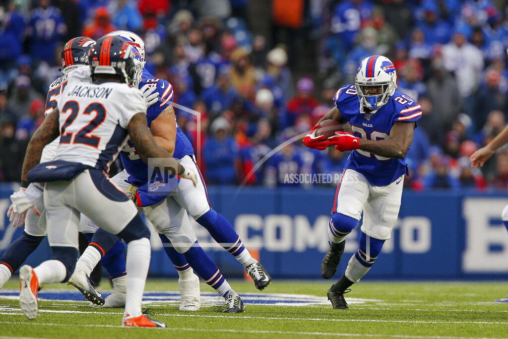 John Munson Buffalo Bills running back Frank Gore (20) runs against the Denver Broncos during the fourth quarter of an NFL football game, Sunday, Nov. 24, 2019, in Orchard Park, N.Y. (AP Photo/John Munson)