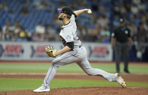 Rockies reliever Daniel Bard will have surgery to repair a torn meniscus in left knee - Vimarsana News