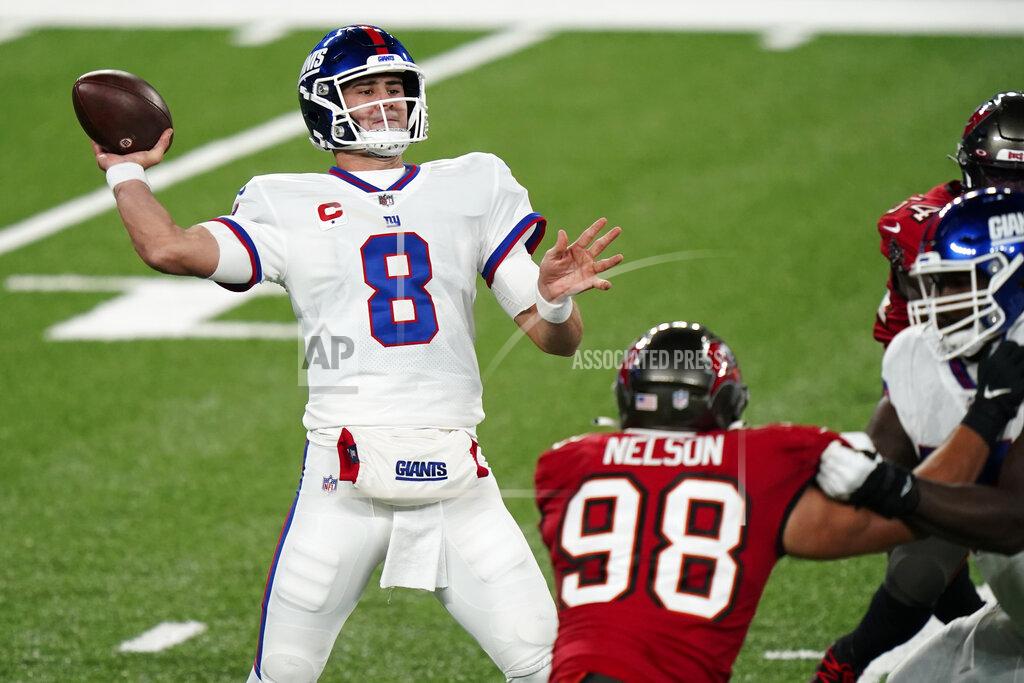 Corey Sipkin New York Giants quarterback Daniel Jones throws during the first half of an NFL football game against the Tampa Bay Buccaneers, Monday, Nov. 2, 2020, in East Rutherford, N.J. (AP Photo/Corey Sipkin)