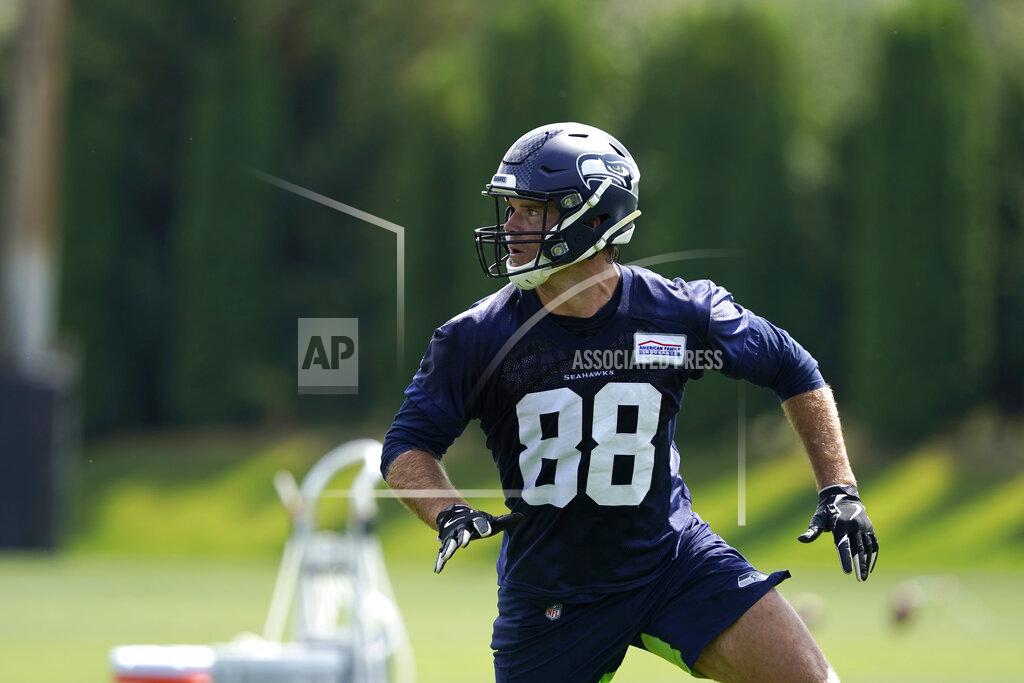Ted S. Warren Seattle Seahawks tight end Greg Olsen runs a practice drill during NFL football training camp, Wednesday, Aug. 12, 2020, in Renton, Wash. (AP Photo/Ted S. Warren, Pool)