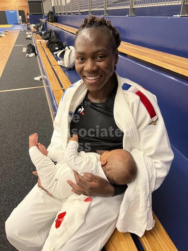 Breastfeeding Olympians want it all: Top careers and mo... - Vimarsana News