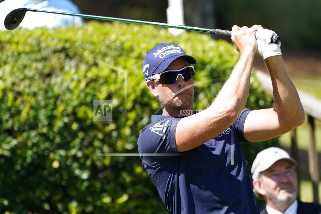 Rogelio V. Solis Henrik Stenson of Sweden watches his drive from the first tee during the first round of the Sanderson Farms Championship golf tournament in Jackson, Miss., Thursday, Oct. 1, 2020. (AP Photo/Rogelio V. Solis)