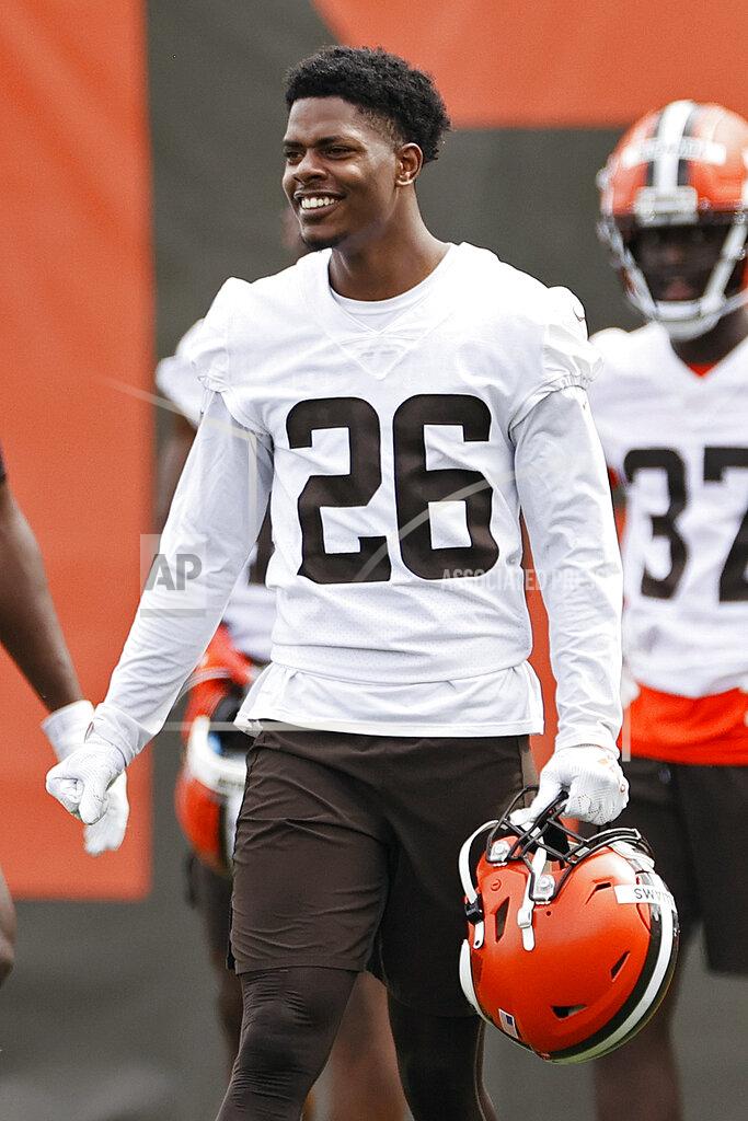 Ron Schwane Cleveland Browns cornerback Greedy Williams watches from the sideline NFL football practice at the team's training facility, Wednesday, June 9, 2021, in Berea, Ohio. (AP Photo/Ron Schwane)