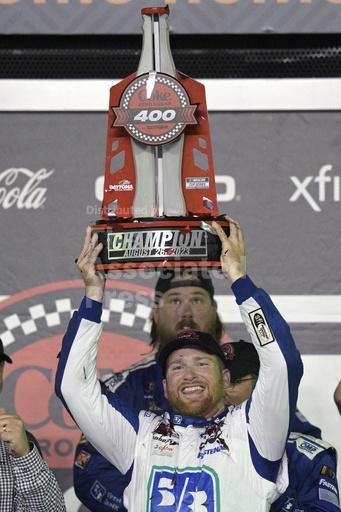 AUTO RACING: Buescher the NASCAR Cup Series favorite? Verstappen in F1, Palou in IndyCar in command - Vimarsana News