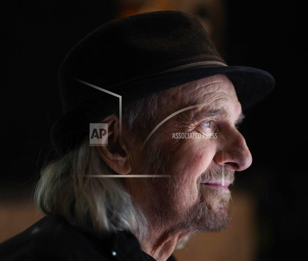 Dean Rutz Drummer Alan White poses in this undated photo. White, the longtime drummer for progressive rock pioneers Yes who also played on projects with John Lennon and George Harrison, has died. He was 72. (Dean Rutz/The Seattle Times via AP)