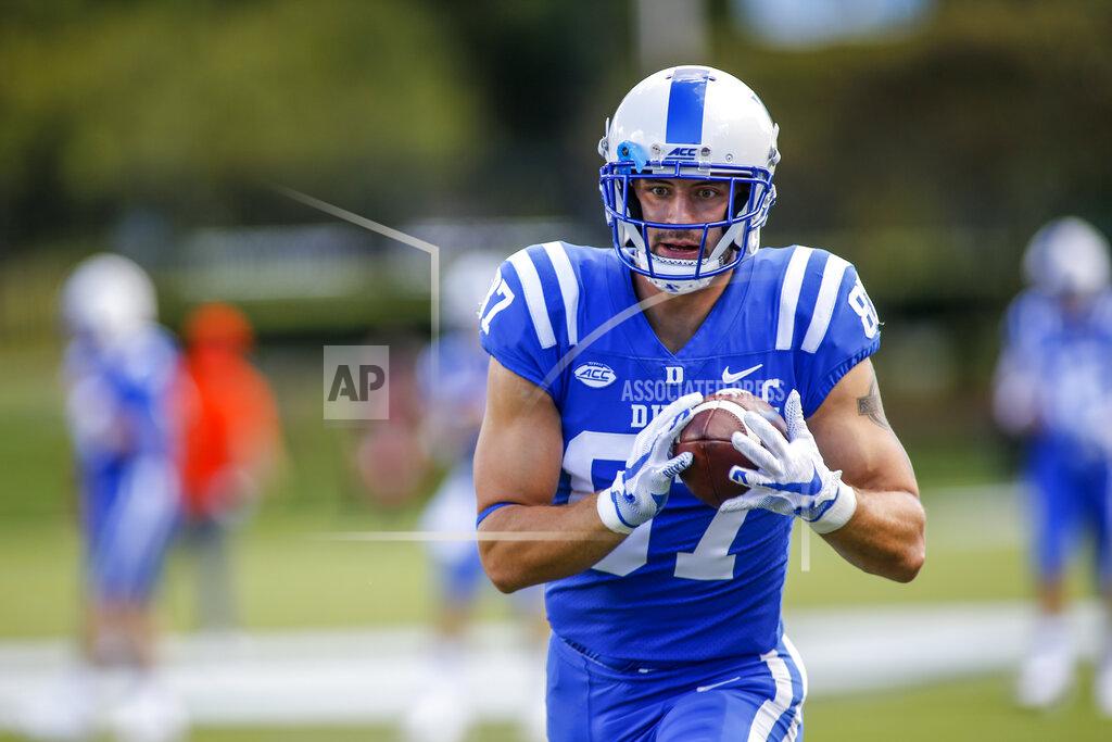 Nell Redmond Duke tight end Noah Gray (87) makes a catch during warm-ups before playing against Virginia Tech in an NCAA college football game, Saturday, Oct. 3, 2020, in Durham, N.C. (Nell Redmond/Pool Photo via AP)