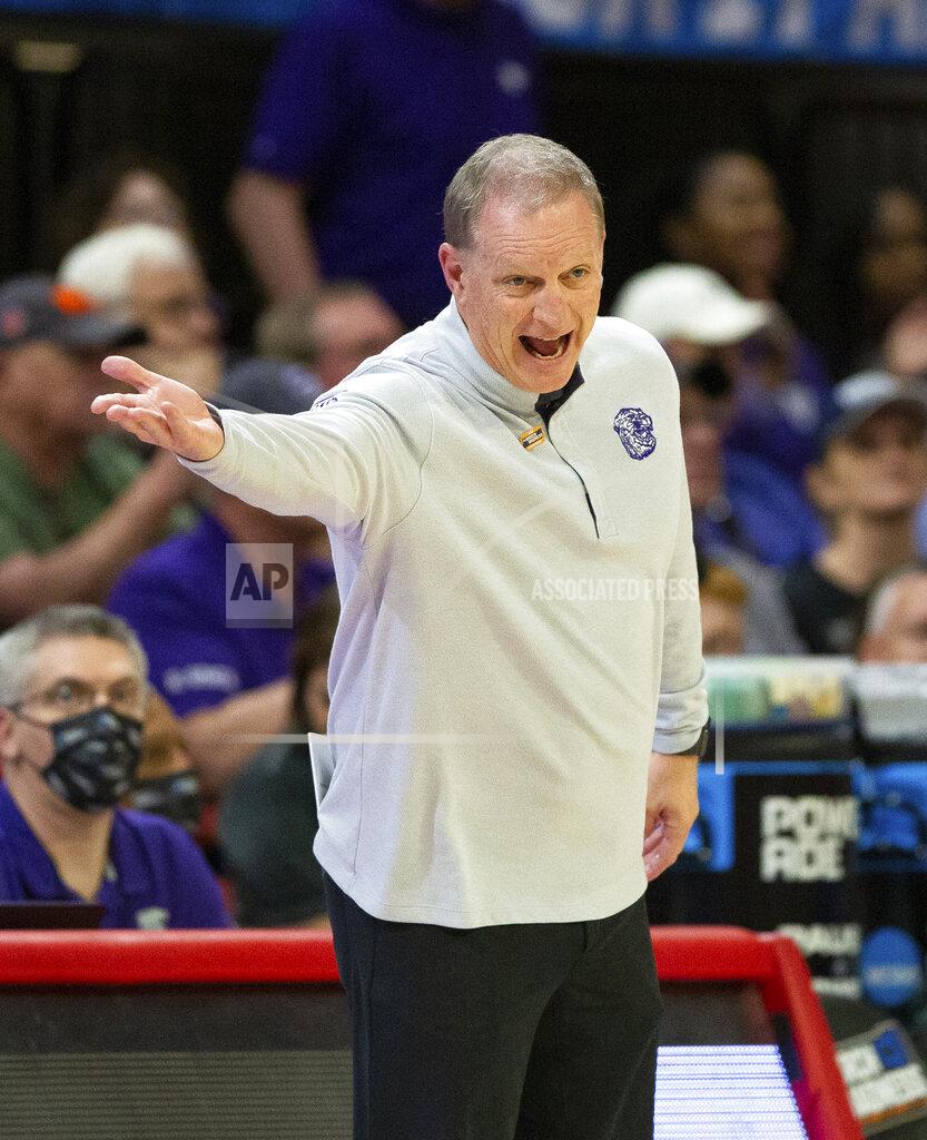 Ben Mckeown Kansas State head coach Jeff Mittie reacts to a call during the first half of a college basketball game against North Carolina State in the second round of the NCAA tournament in Raleigh, N.C., Monday, March 21, 2022. (AP Photo/Ben McKeown)