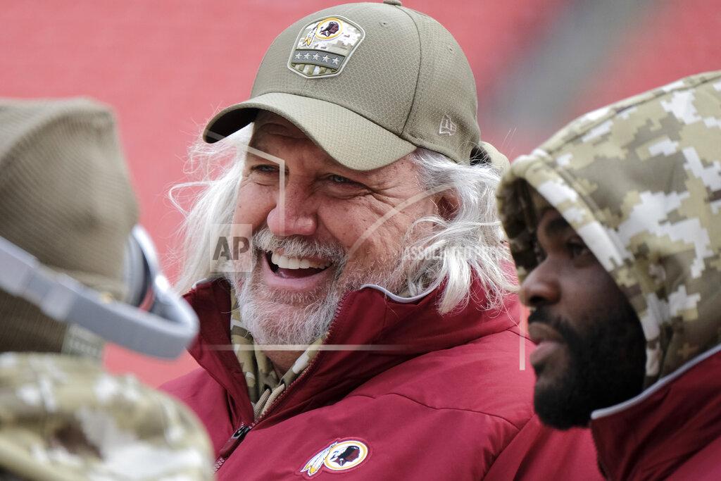 Mark Tenally Washington Redskins linebackers coach Rob Ryan on the side lines before the start of NFL football game between the New York Jets and Washington Redskins, Sunday, Nov. 17, 2019, in Landover, Md. (AP Photo/Mark Tenally)
