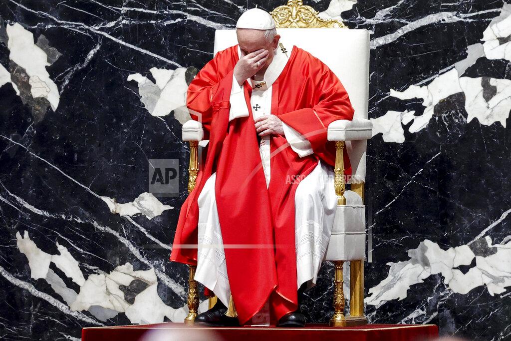 Giuseppe Lami Pope Francis celebrates Palm Sunday Mass in Saint Peter's Basilica at the Vatican, Sunday, March 28, 2021. (Giuseppe Lami/Pool photo via AP)