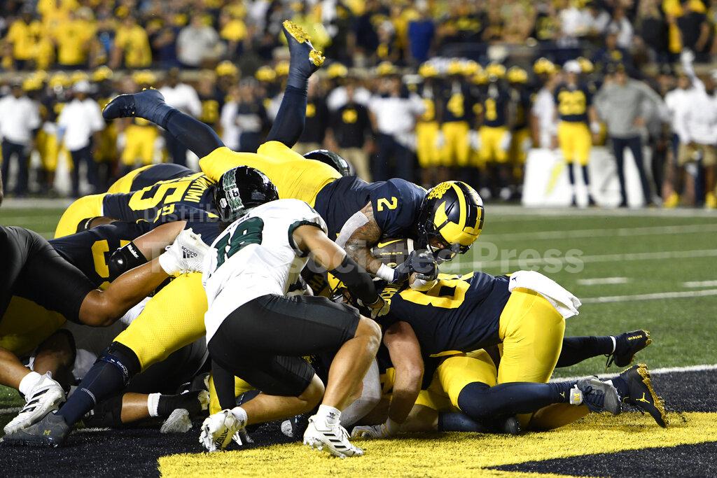 Michigan vs. Iowa Spread, Line & Odds for October 1