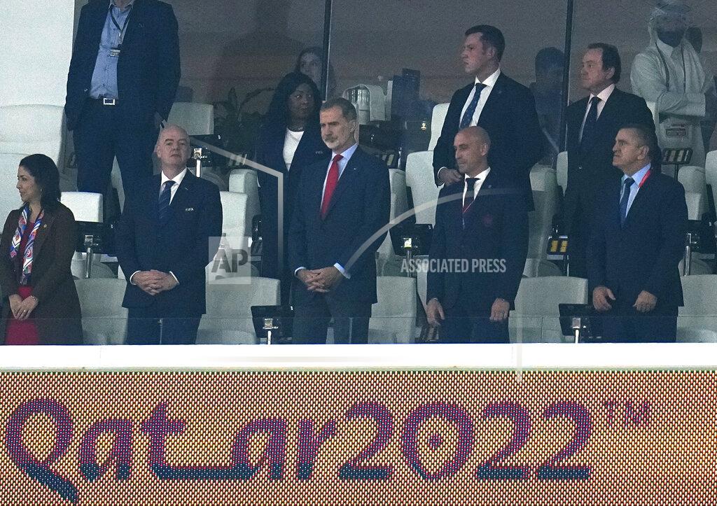 Julio Cortez Spain's King Felipe VI, centre, with FIFA President Gianni Infantino, left, attend the World Cup group E soccer match between Spain and Costa Rica, at the Al Thumama Stadium in Doha, Qatar, Wednesday, Nov. 23, 2022. (AP Photo/Julio Cortez)