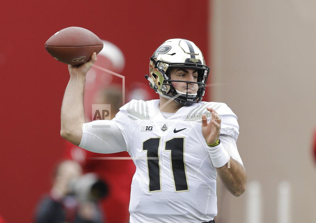Darron Cummings Purdue quarterback David Blough throws during the first half of an NCAA college football game against Indiana, Saturday, Nov. 24, 2018, in Bloomington, Ind. (AP Photo/Darron Cummings)