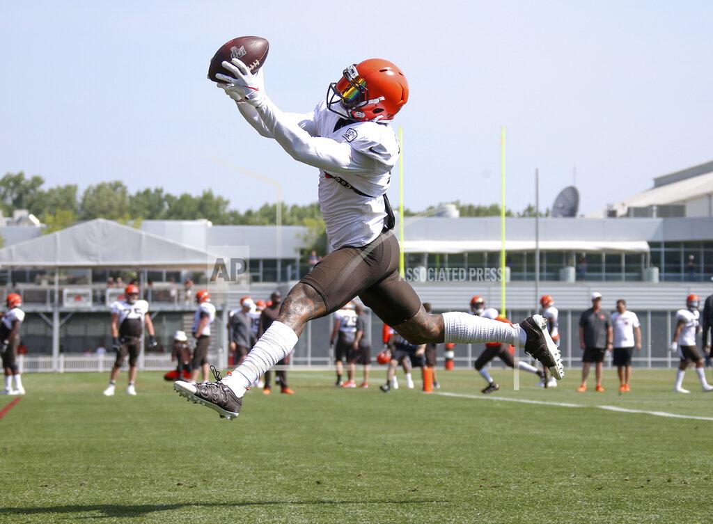 Unhip: Browns' Beckham slowed by injury heading into opener