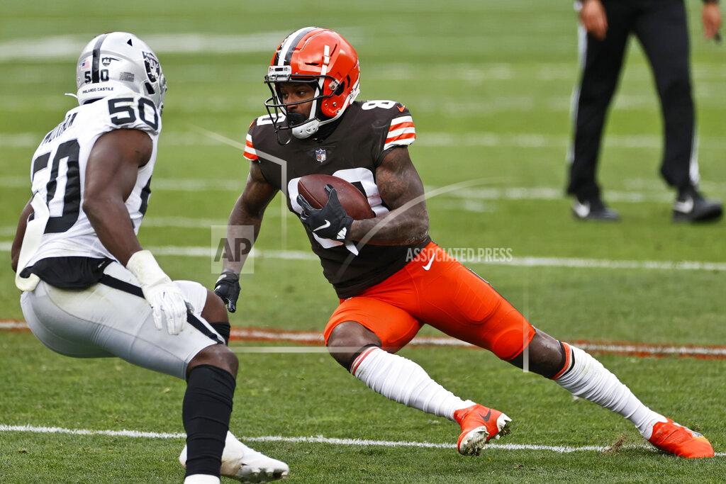 Ron Schwane Cleveland Browns wide receiver Jarvis Landry (80) rushes against Las Vegas Raiders linebacker Nicholas Morrow (50) during the first half of an NFL football game, Sunday, Nov. 1, 2020, in Cleveland. (AP Photo/Ron Schwane)