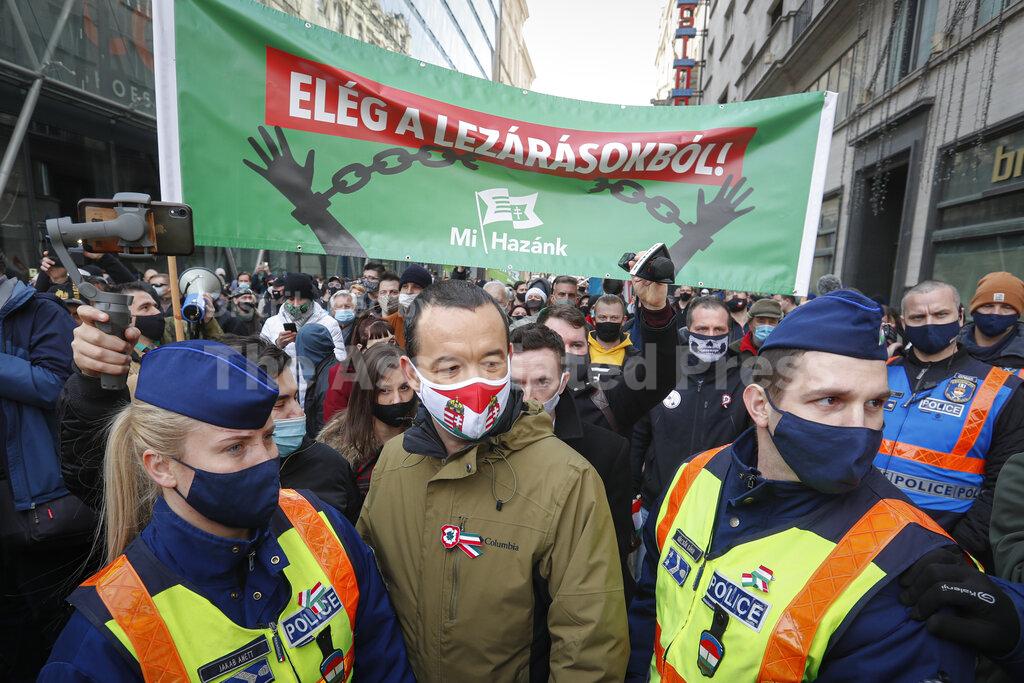 Hungarian far-right party protests lockdown