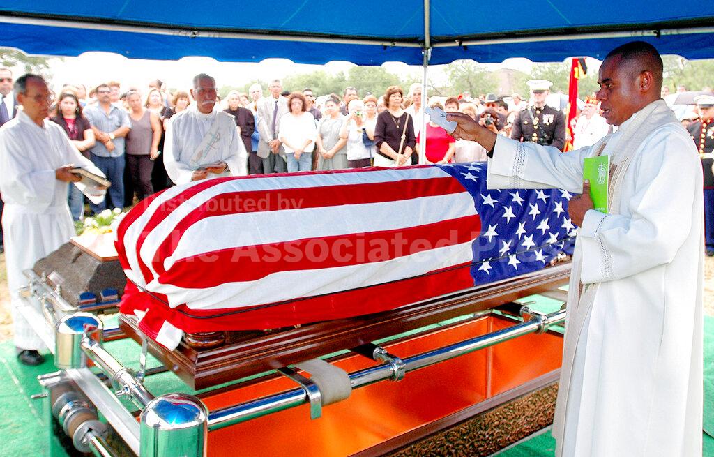 FREDDY FENDER FUNERAL Buy Photos AP Images DetailView