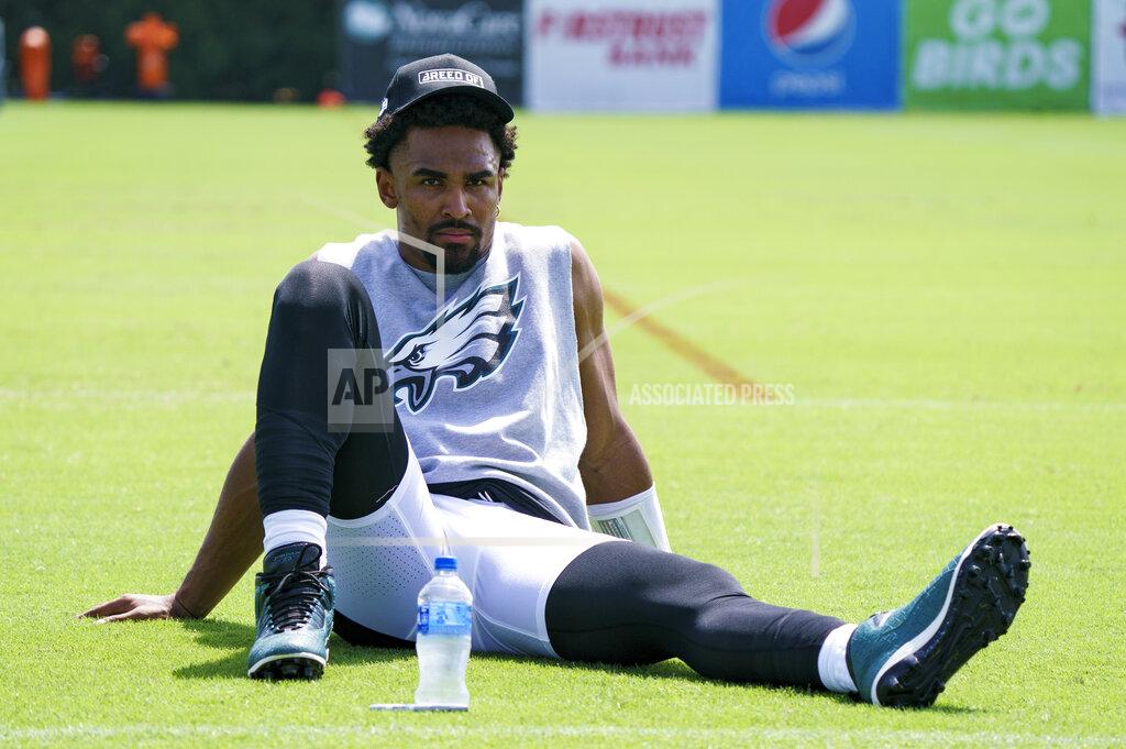 Chris Szagola Philadelphia Eagles' Jalen Hurts looks on after practice at the NFL football team's training camp, Wednesday, July 27, 2022, in Philadelphia. (AP Photo/Chris Szagola)