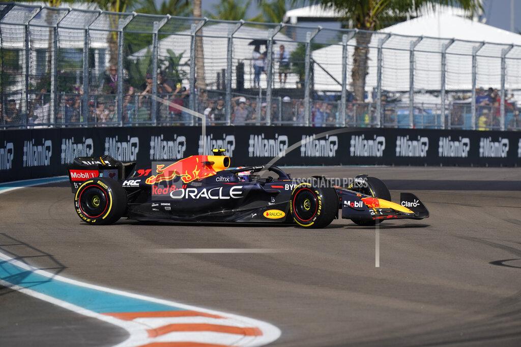 Wilfredo Lee Red Bull driver Sergio Perez of Mexico spins out during the second practice session for the Formula One Miami Grand Prix auto race at the Miami International Autodrome, Friday, May 6, 2022, in Miami Gardens, Fla. (AP Photo/Wilfredo Lee)