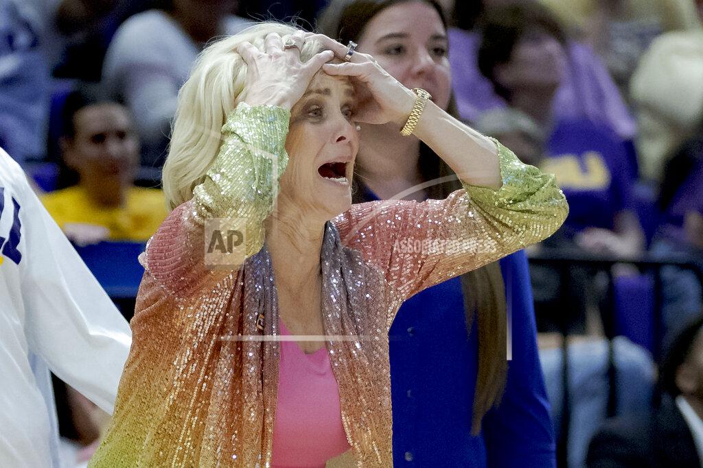 Matthew Hinton LSU head coach Kim Mulkey reacts to a call during the second half of a women's college basketball game against Ohio State in the second round of the NCAA tournament, Monday, March 21, 2022, in Baton Rouge, La. (AP Photo/Matthew Hinton)