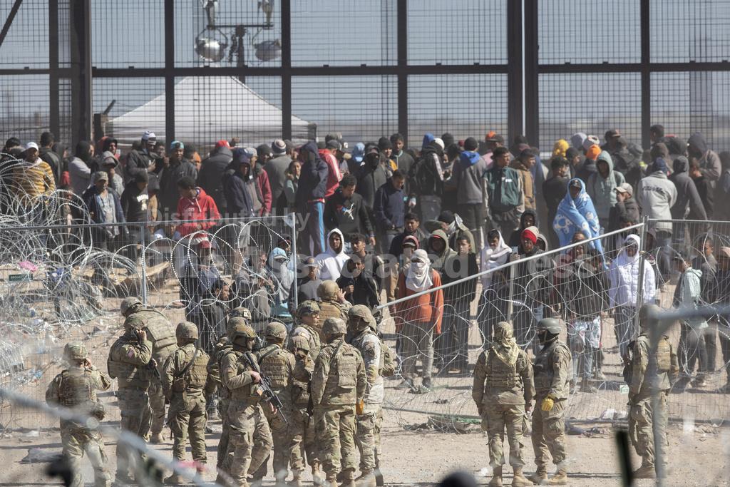Migrants indicted in Texas over alleged border breach after judge ...