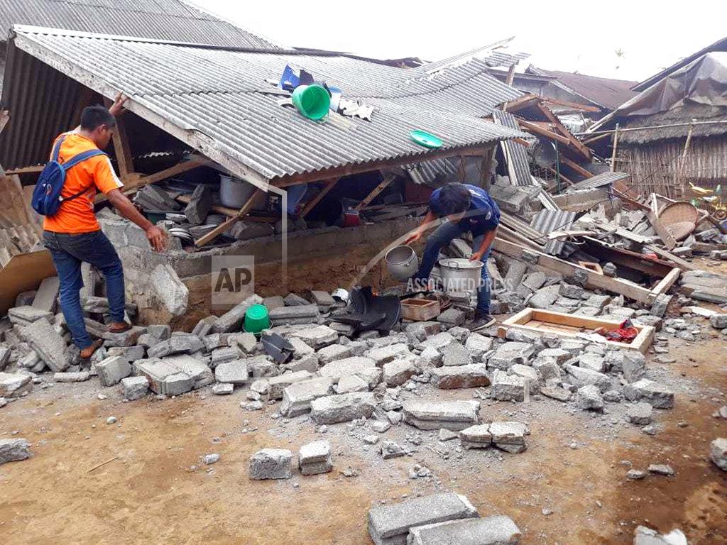 4 magnitude quake in Indonesia kills at least 10