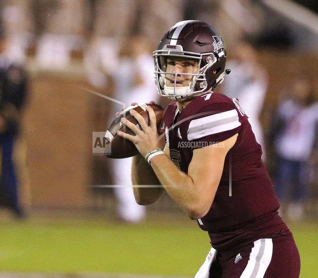 Jim Lytle Mississippi State quarterback Nick Fitzgerald (7) looks for a receiver during the first half of their NCAA college football game against Texas A&M on Saturday, Oct. 27, 2018, in Starkville, Miss. MSU won 28-13. (AP Photo/Jim Lytle)