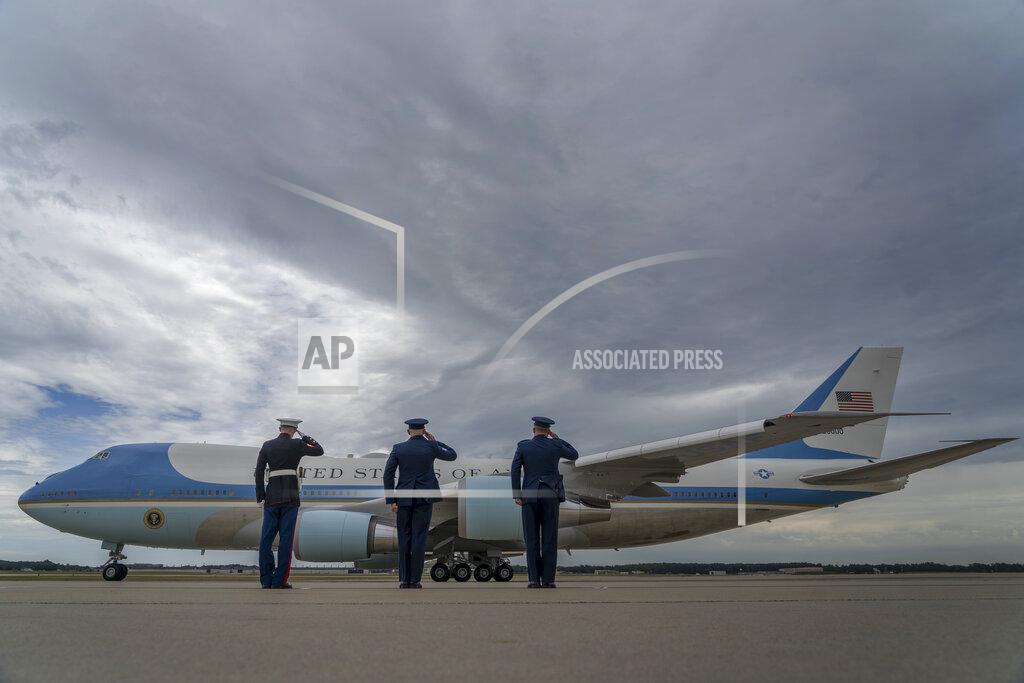 Gemunu Amarasinghe Air Force One with President Joe Biden onboard departs for a trip to Cleveland Wednesday, July 6, 2022, in Andrews Air Force Base, Md. (AP Photo/Gemunu Amarasinghe)
