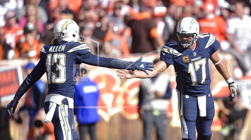 Chargers Browns Football