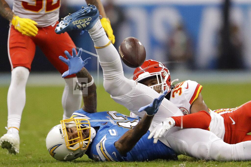 Marcio Jose Sanchez Los Angeles Chargers wide receiver Keenan Allen, left, can't make the catch as Kansas City Chiefs cornerback Charvarius Ward, right, defends, during the second half of an NFL football game Monday, Nov. 18, 2019, in Mexico City. (AP Photo/Marcio Jose Sanchez)