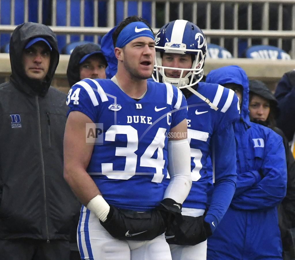 Chuck Liddy Duke linebacker Ben Humphreys (34) yells at the defense from the sidelines during the first quarter of play against Wake Forest of an NCAA college football game at Wallace Wade Stadium, Saturday, Nov. 24, 2018, in Durham, N.C. Humphries dressed out but did not play in the first half. (Chuck Liddy/The News & Observer via AP)