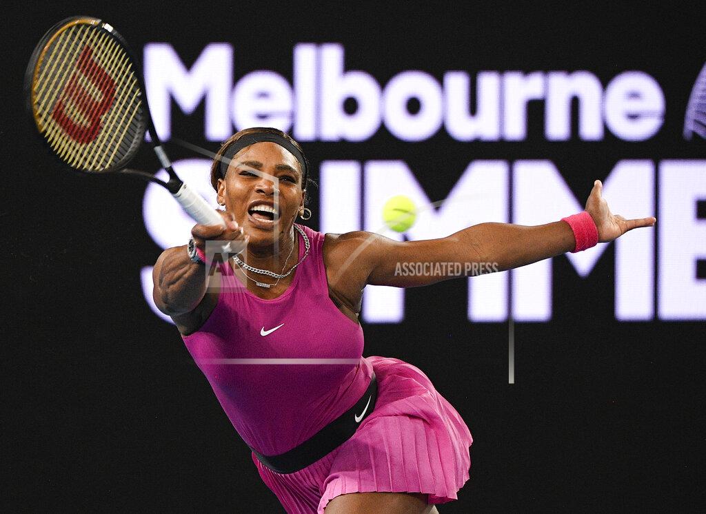 Andy Brownbill United States' Serena Williams makes a forehand return to compatriot Danielle Collins during a tuneup event ahead of the Australian Open tennis championships in Melbourne, Australia, Friday, Feb. 5, 2021.(AP Photo/Andy Brownbill)