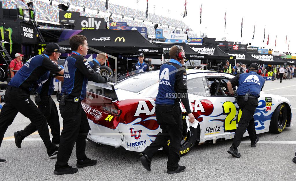 Keselowski sends message to Daytona field: 'I'm not lifting'