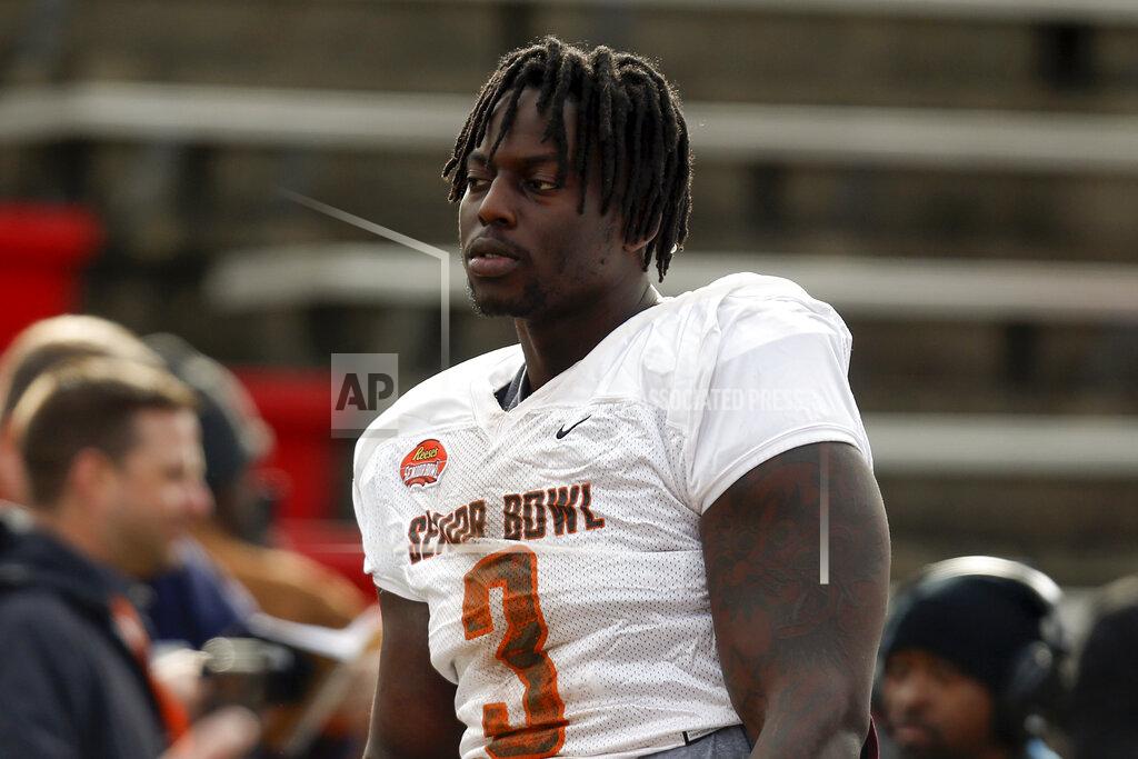 Butch Dill South Carolina defensive lineman Javon Kinlaw of the South squad during practice for the Senior Bowl Wednesday, Jan. 22, 2020, in Mobile, Ala. (AP Photo/Butch Dill)