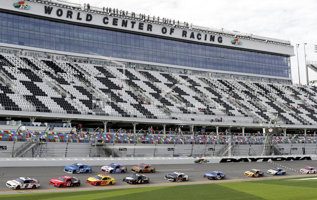 John Raoux Brad Keselowski (2) leads a field of cars out of the front stretch during a practice session for the NASCAR Daytona 500 auto race at Daytona International Speedway, Friday, Feb. 15, 2019, in Daytona Beach, Fla. (AP Photo/John Raoux)