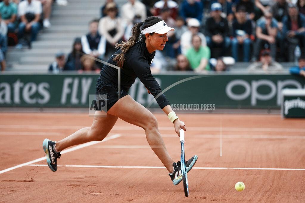 Thibault Camus Jessica Pegula of the U.S. plays a shot against Ukraine's Anhelina Kalinina during their second round match at the French Open tennis tournament in Roland Garros stadium in Paris, France, Thursday, May 26, 2022. (AP Photo/Thibault Camus)