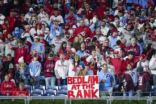 Phillies fans turn Citizens Bank Park into '4 hours of hell' during Red October - Vimarsana News