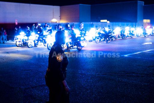 Memphis officer killed in line of duty honored at funer... - Vimarsana News